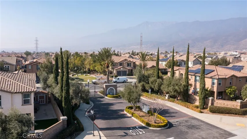 5413 Padua Way, Fontana, California 92336