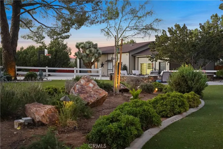 37239 Bianca Road, Palmdale, California 93551