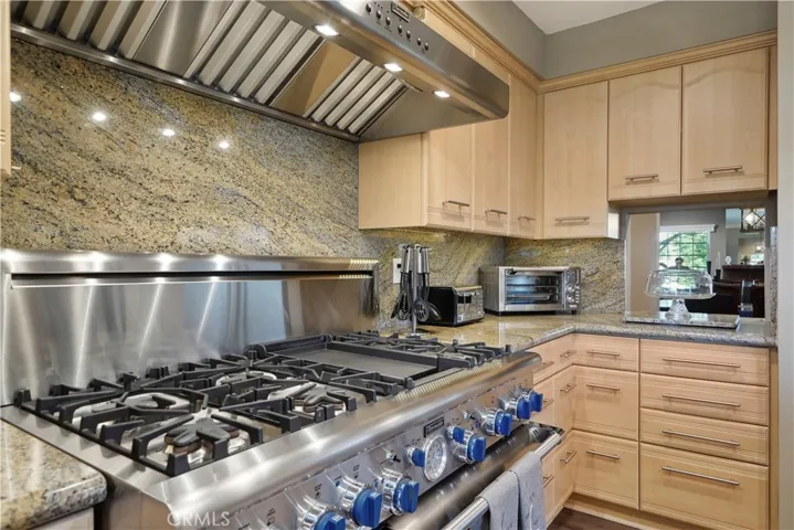 37239 Bianca Road, Palmdale, California 93551