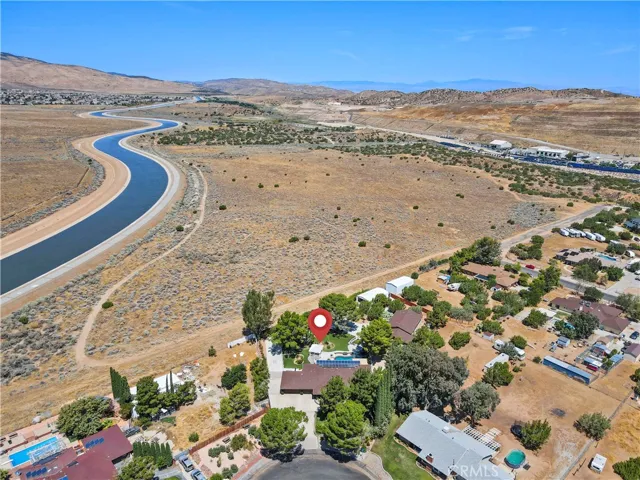37239 Bianca Road, Palmdale, California 93551