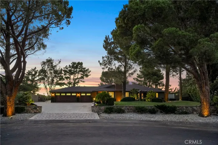 37239 Bianca Road, Palmdale, California 93551