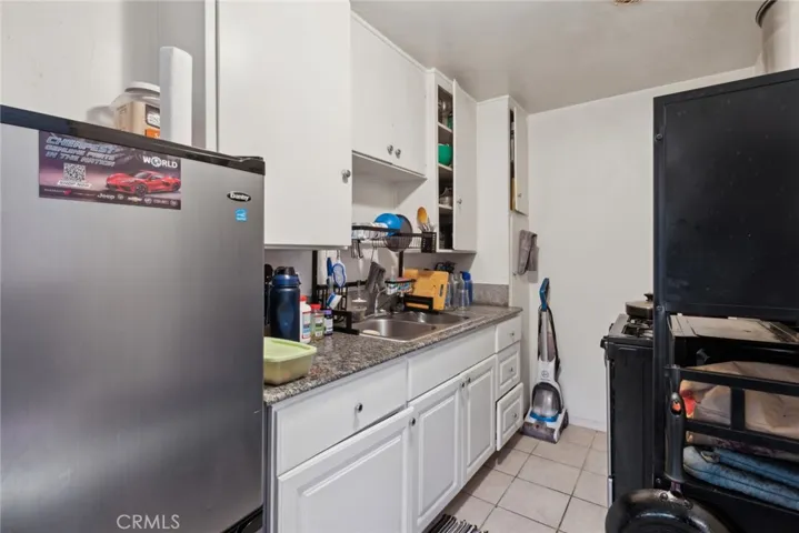 1715 Cherry Avenue, Long Beach, California 90813