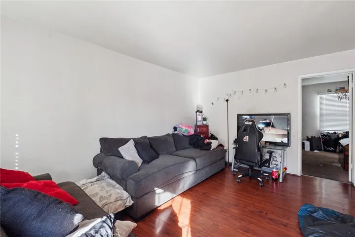 1715 Cherry Avenue, Long Beach, California 90813