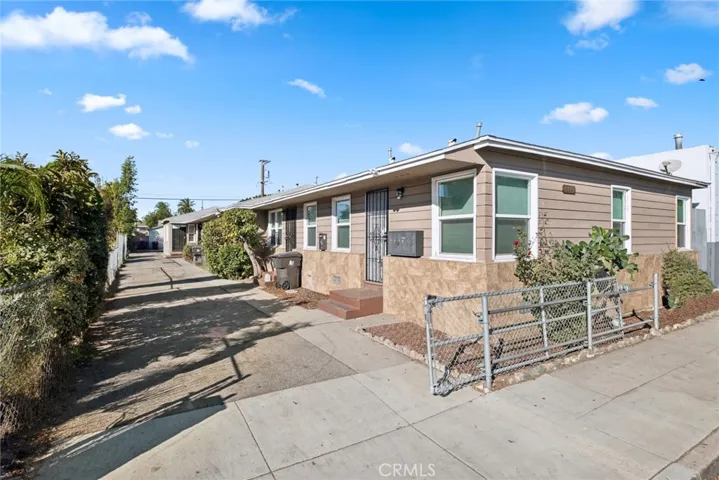 1715 Cherry Avenue, Long Beach, California 90813