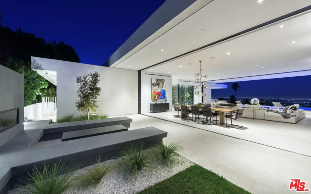 1535 Carla, Beverly Hills, California 90210 home-pic-15