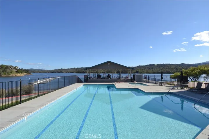 2512 Shoreline Road, Bradley, California 93426
