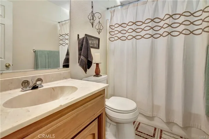 2512 Shoreline Road, Bradley, California 93426