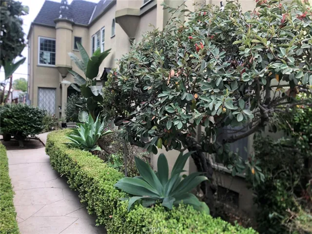 1284 S Citrus Avenue, Los Angeles, California 90019