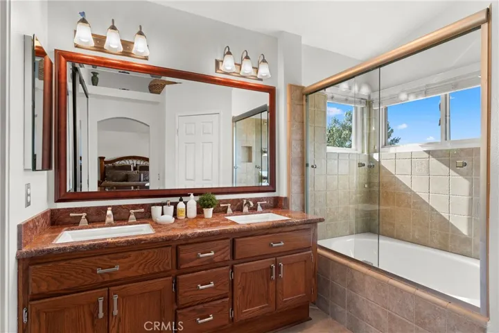 7829 E Rainview Court, Anaheim Hills, California 92808