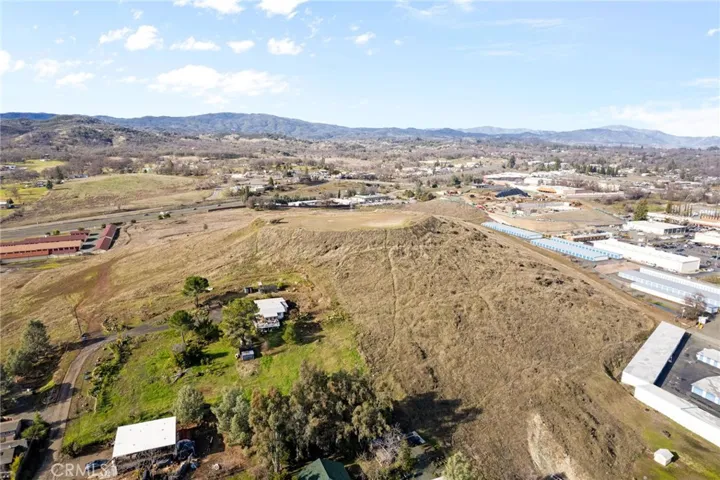 205 Kimberly Lane, Lakeport, California 95453
