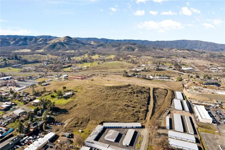 205 Kimberly Lane, Lakeport, California 95453