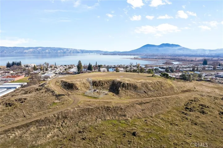205 Kimberly Lane, Lakeport, California 95453