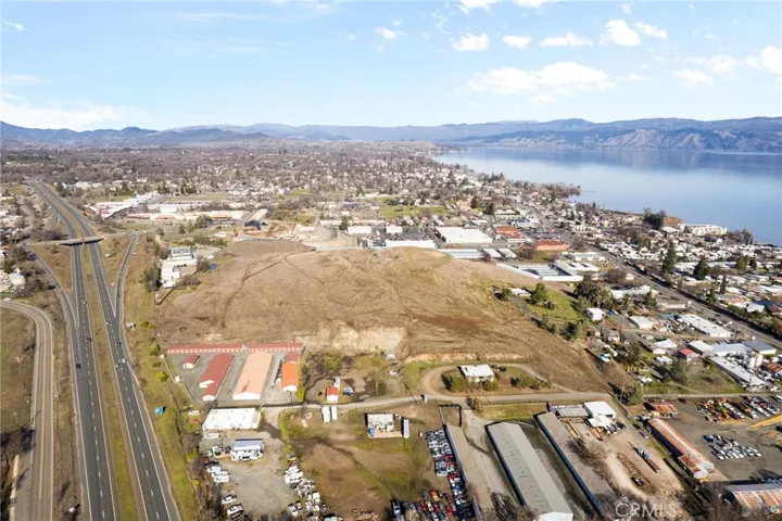 205 Kimberly Lane, Lakeport, California 95453