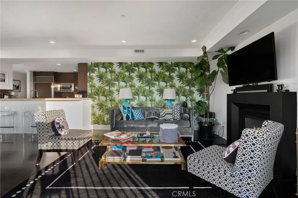 718 N Croft Avenue Ph1, West Hollywood, California 90069 home-pic-8