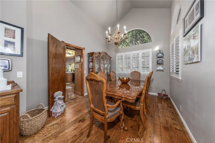 13098 Oak Crest Drive, Yucaipa, California 92399