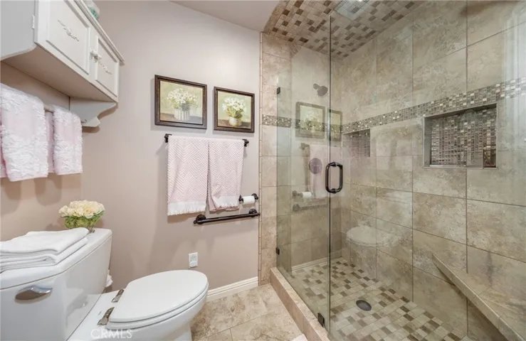 13098 Oak Crest Drive, Yucaipa, California 92399