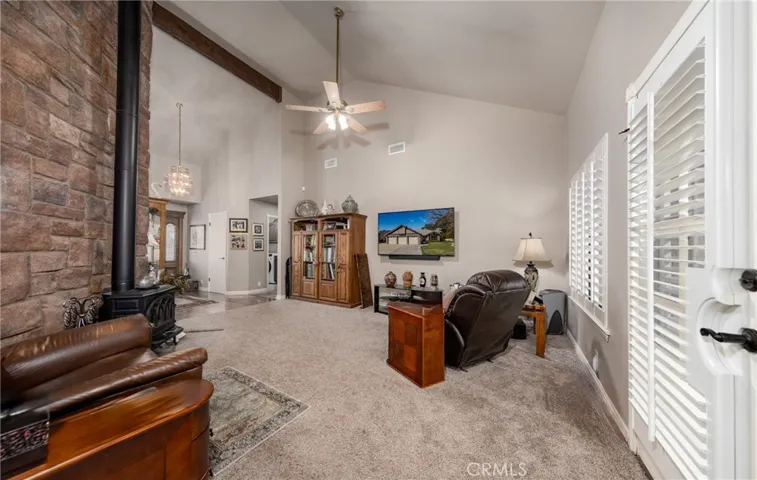13098 Oak Crest Drive, Yucaipa, California 92399