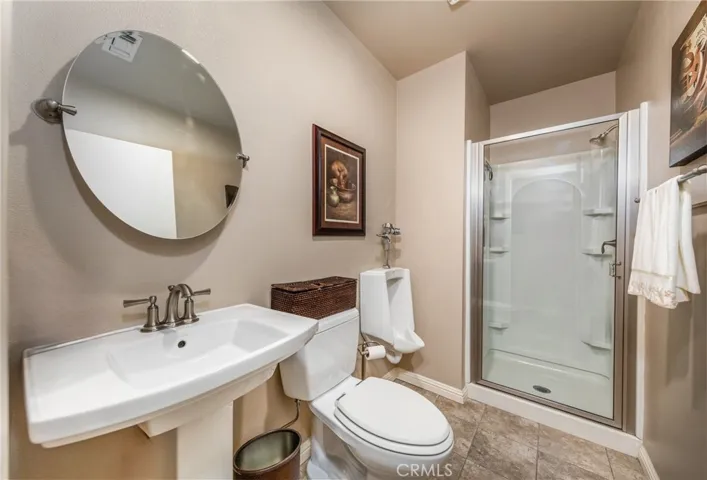 13098 Oak Crest Drive, Yucaipa, California 92399