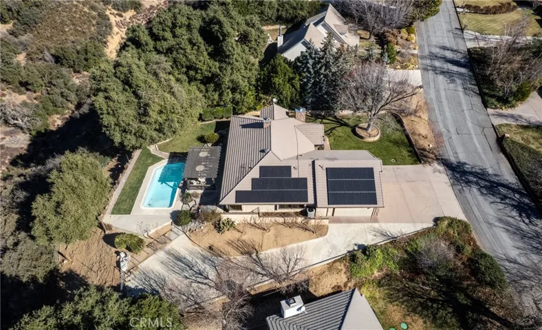 13098 Oak Crest Drive, Yucaipa, California 92399