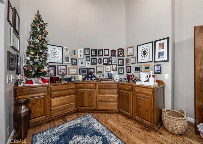 13098 Oak Crest Drive, Yucaipa, California 92399