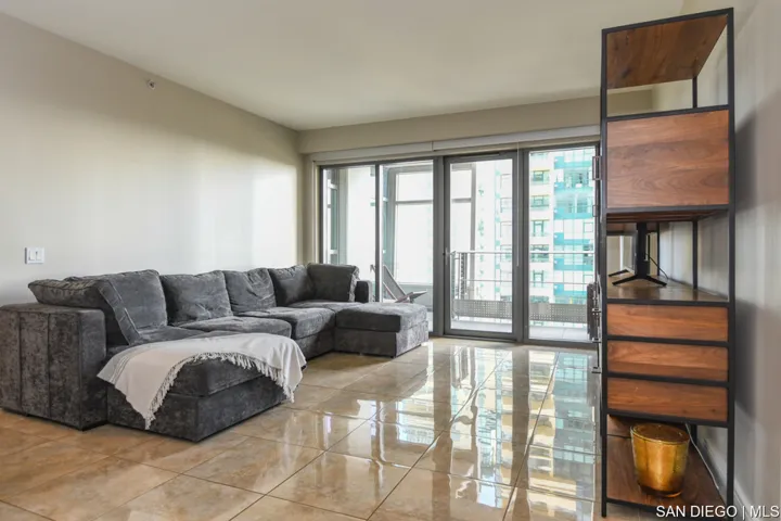645 Front St 914, San Diego, California 92101