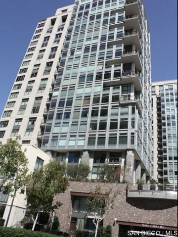 645 Front St 914, San Diego, California 92101
