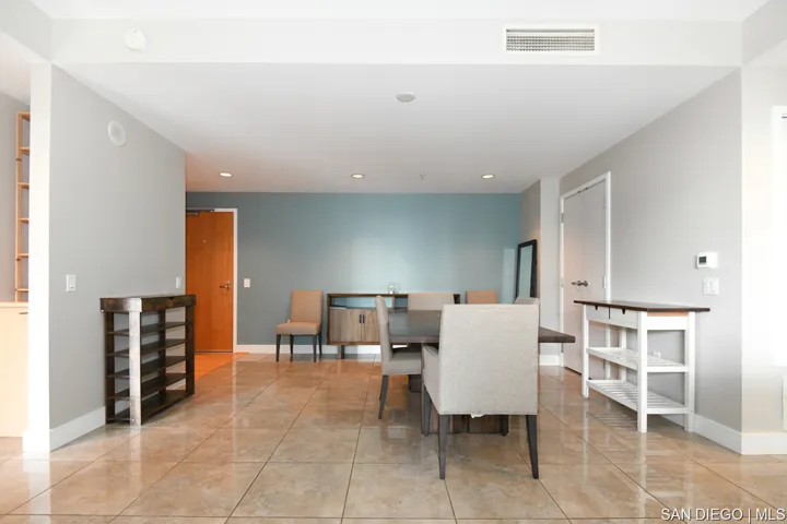 645 Front St 914, San Diego, California 92101