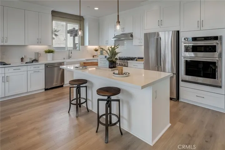 7945 Terranova Court, Highland, California 92346