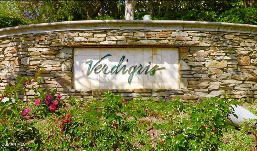25 Verdigris