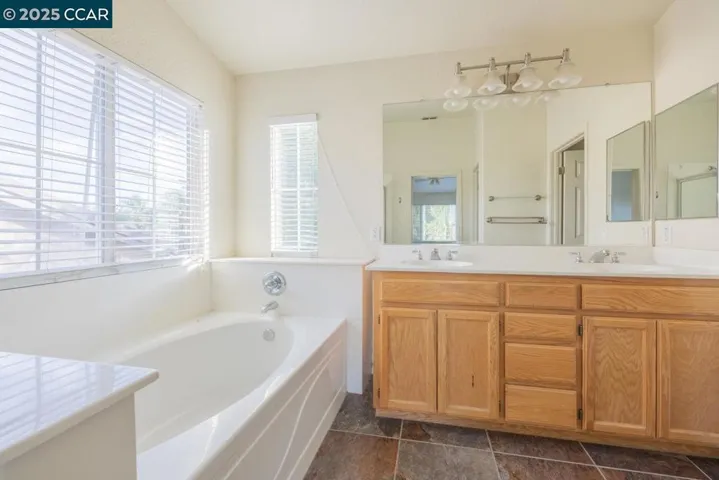 2657 Spencer Ct, Tracy, California 95377