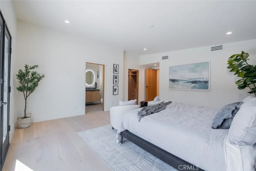 5016 Rubio Avenue, Encino, California 91436 home-pic-34
