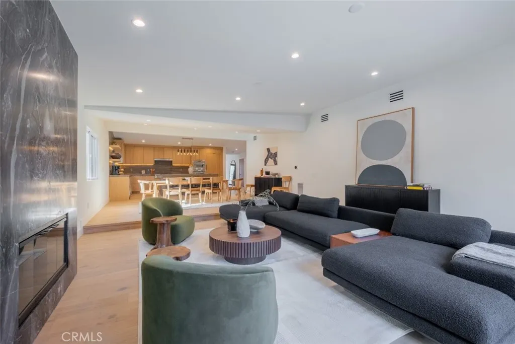 5016 Rubio Avenue, Encino, California 91436 home-pic-26