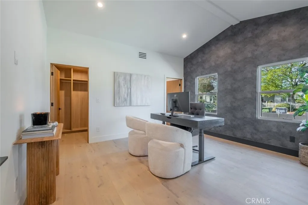 5016 Rubio Avenue, Encino, California 91436 home-pic-7