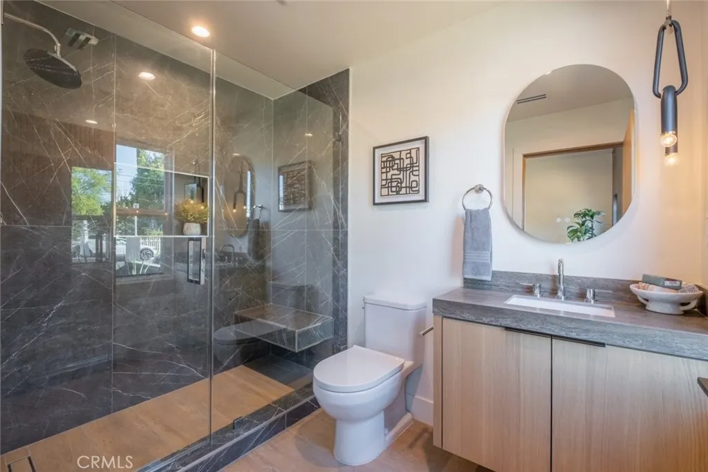 5016 Rubio Avenue, Encino, California 91436 home-pic-9