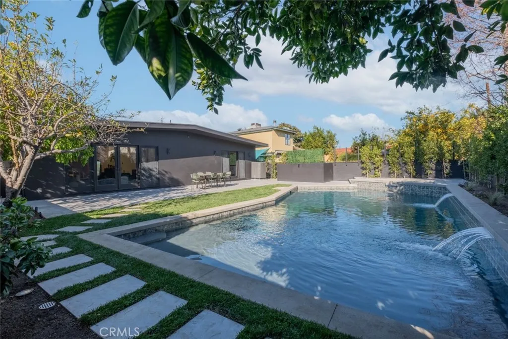 5016 Rubio Avenue, Encino, California 91436 home-pic-39