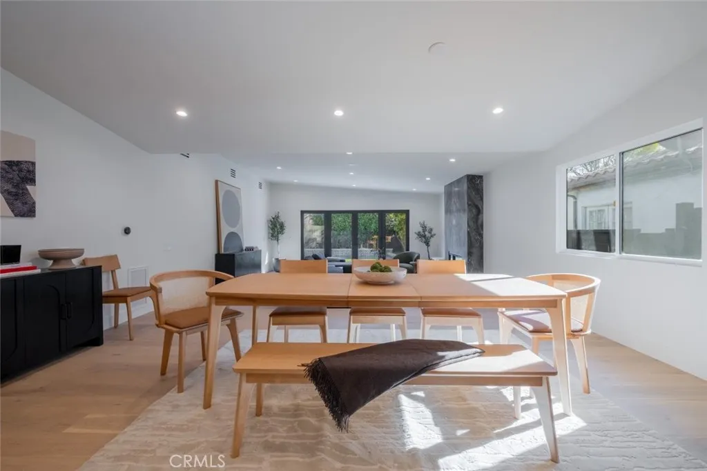 5016 Rubio Avenue, Encino, California 91436 home-pic-22