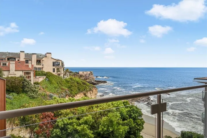 31561 Table Rock Drive 413, Laguna Beach, California 92651