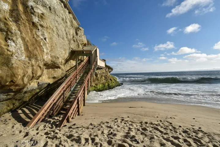 31561 Table Rock Drive 413, Laguna Beach, California 92651
