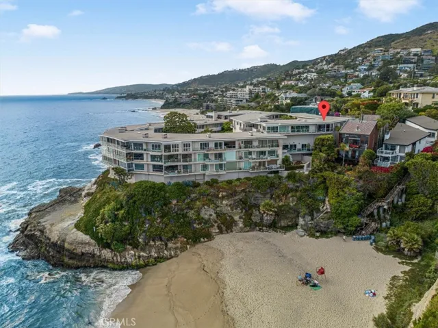 #413 located on the south-side, top level, overlooking Table Rock Beach