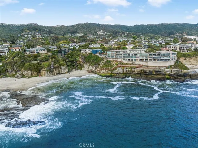 31561 Table Rock Drive 413, Laguna Beach, California 92651