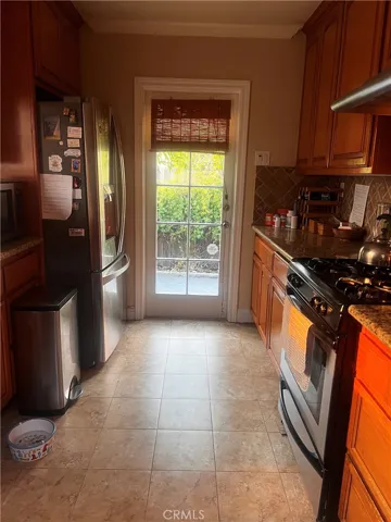1104 N Hidalgo Avenue, Alhambra, California 91801