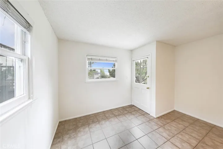 296 1/2 La Brea Street, Laguna Beach, California 92651