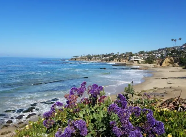 296 1/2 La Brea Street, Laguna Beach, California 92651