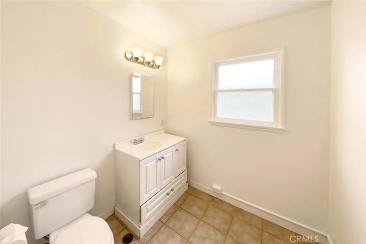 296 1/2 La Brea Street, Laguna Beach, California 92651