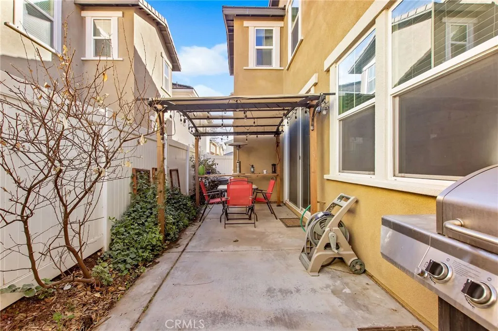 13946 Blossom Way, Eastvale, California 92880 home-pic-25