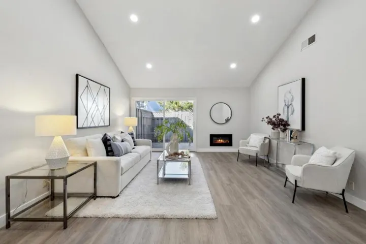 994 Marquette Lane, Foster City, California 94404