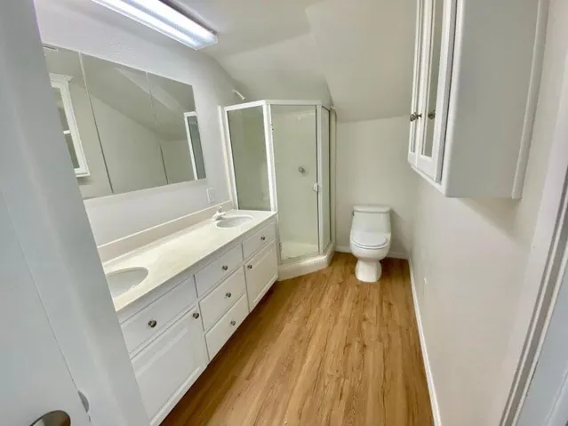 Upper Bath