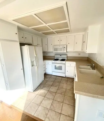 Kitchen Corian Counter