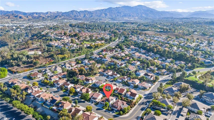 CLOSE TO PARKS, WALKING AND BIKING TRAILS, AND SHOPPING CENTERS.