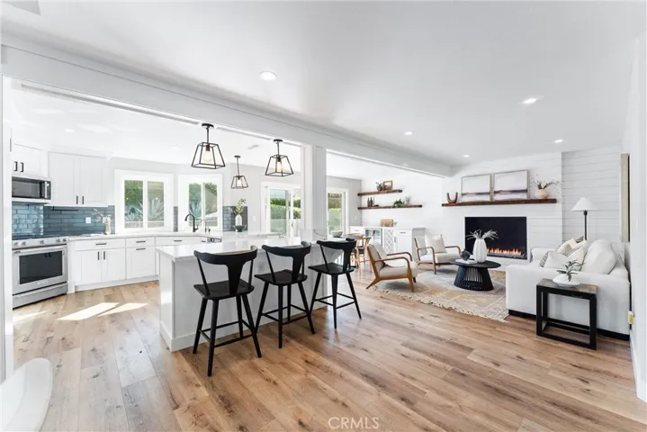 OPEN CONCEPT KITCHEN INTO FAMILY ROOM